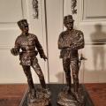 Deux militaires signés Charles Anfrie. Bronze.